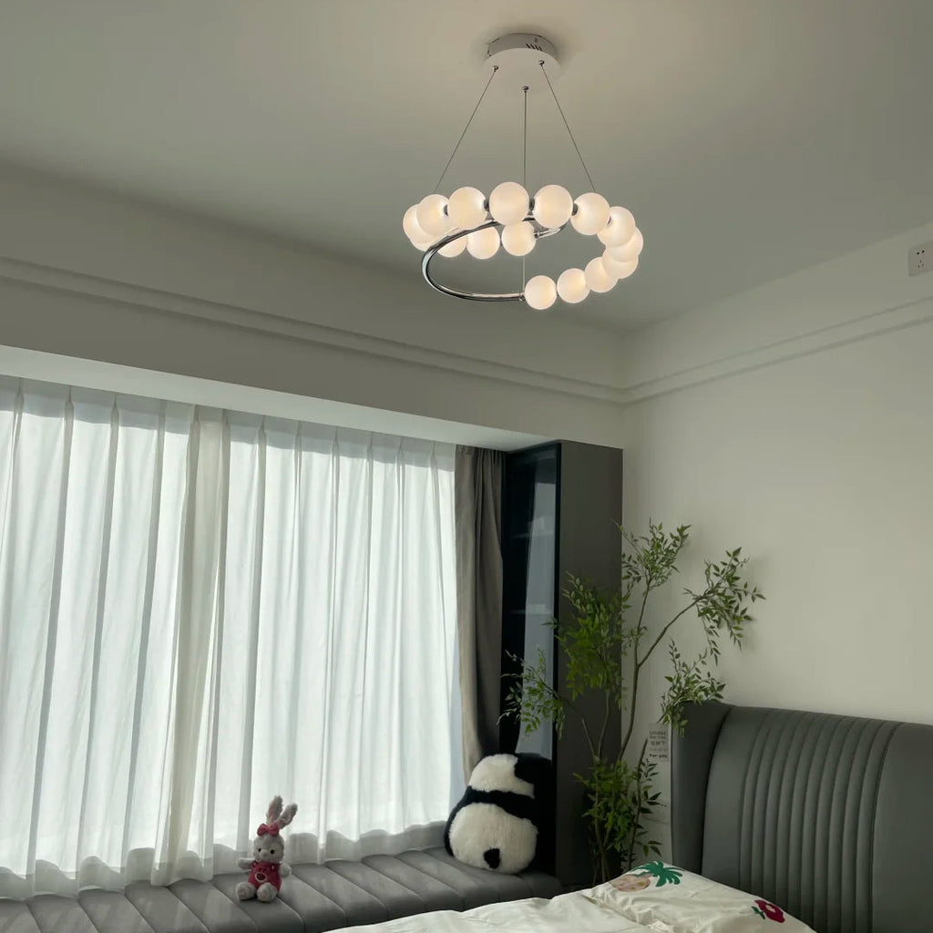 Plume Spiral Pearl Chandelier Glowryte