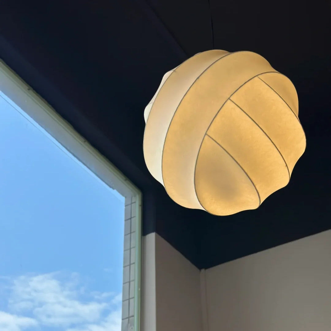 Luma Silk Pendant Light Glowryte