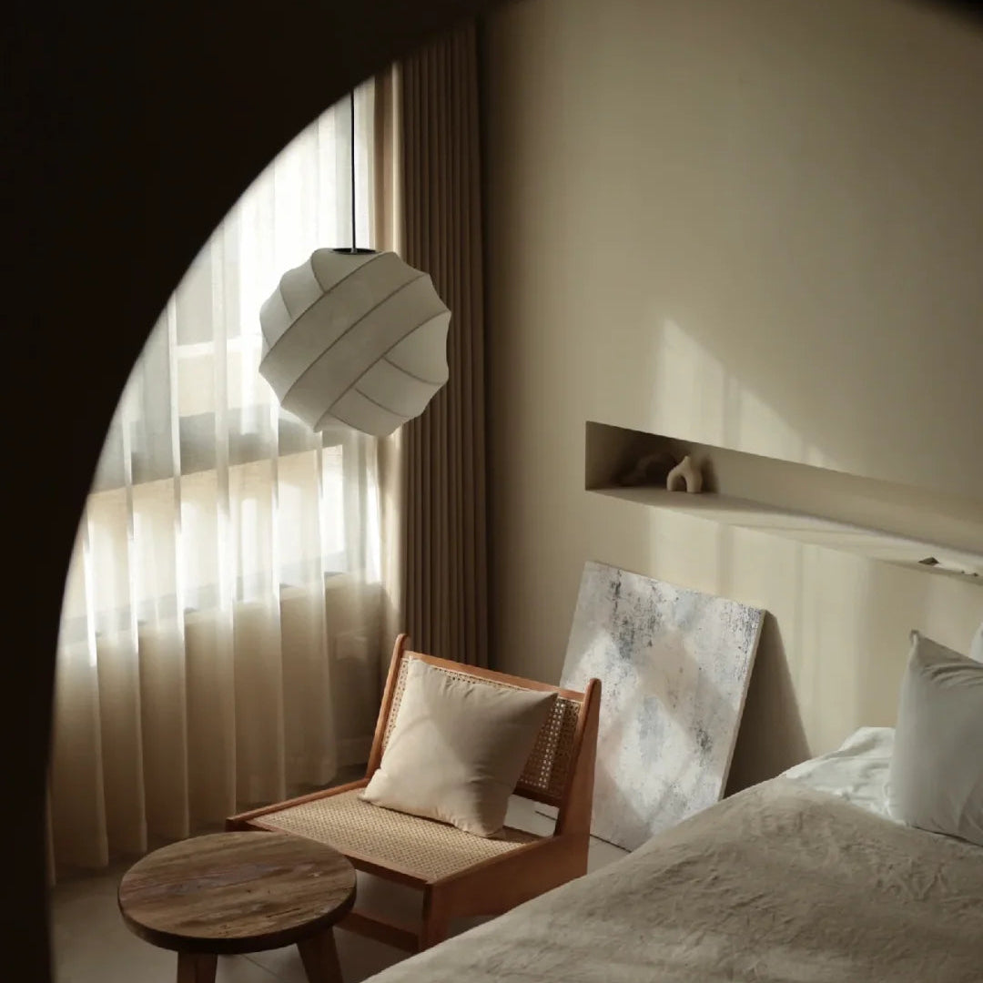 Luma Silk Pendant Light Glowryte