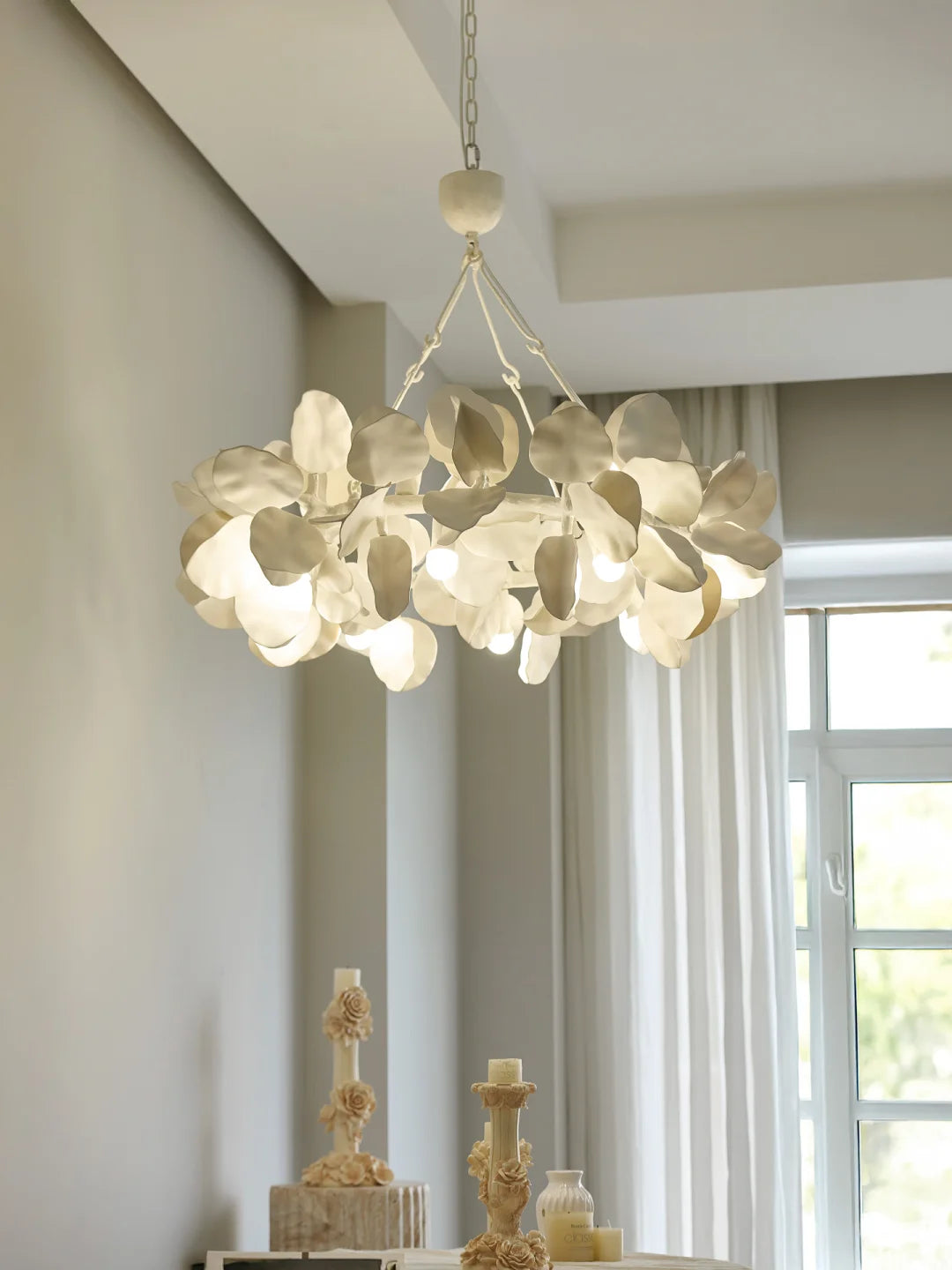 Sculpted Petal Chandelier Numbo