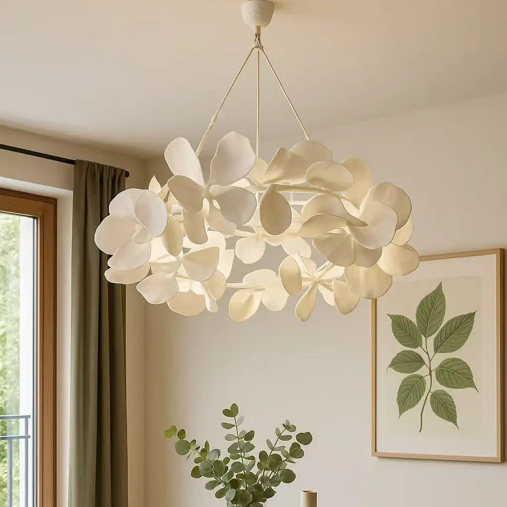 Sculpted Petal Chandelier Glowryte