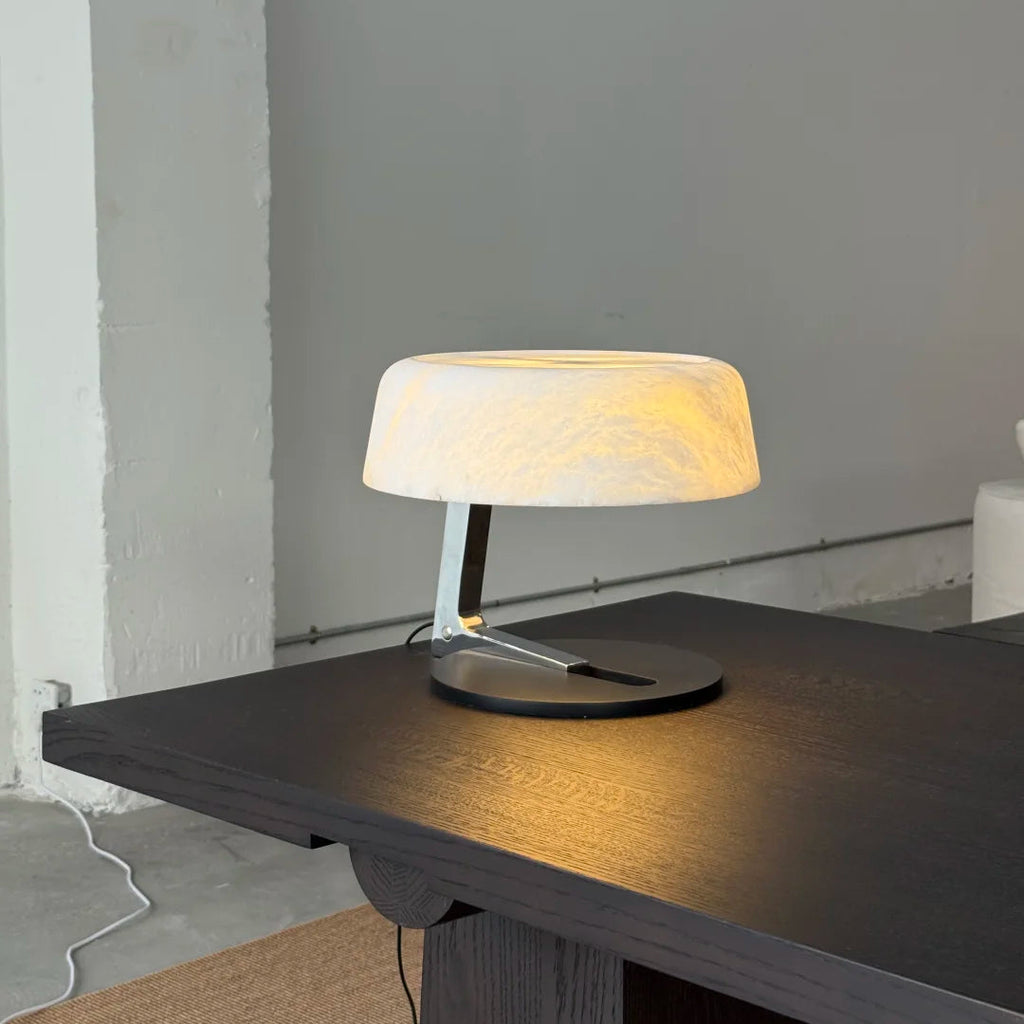 Luma Alabaster Table Lamp Glowryte