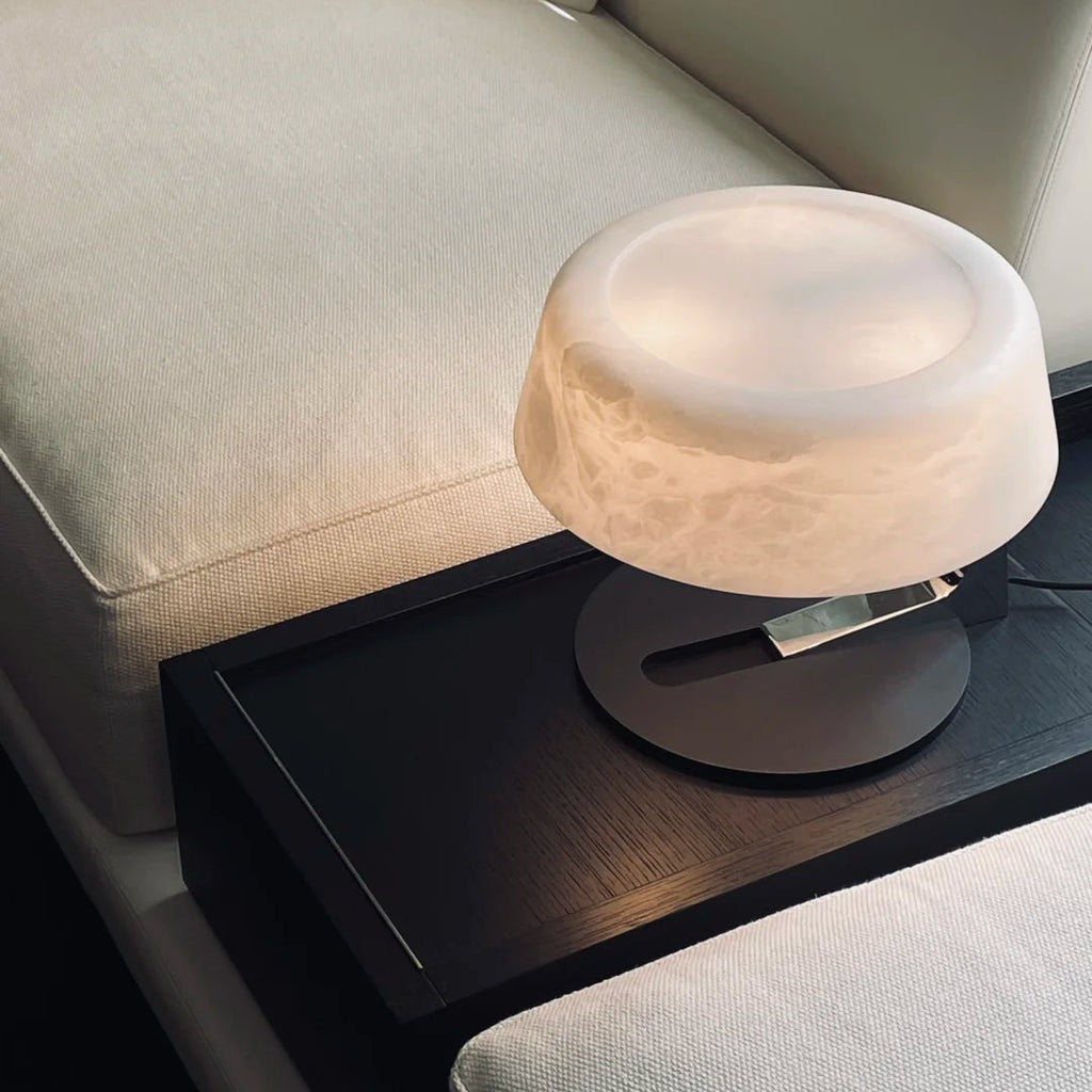 Luma Alabaster Table Lamp Glowryte