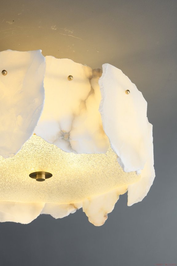 Auren Flush Mount Glowryte