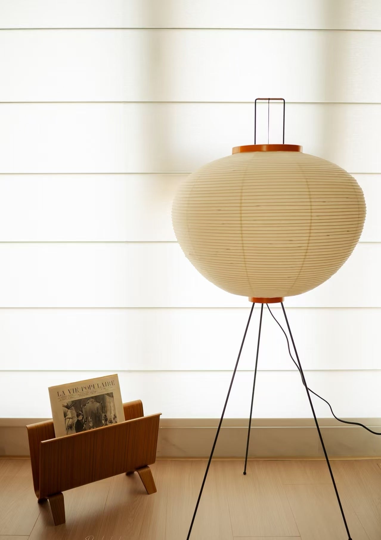 Akari Washi Globe Floor Lamp Glowryte