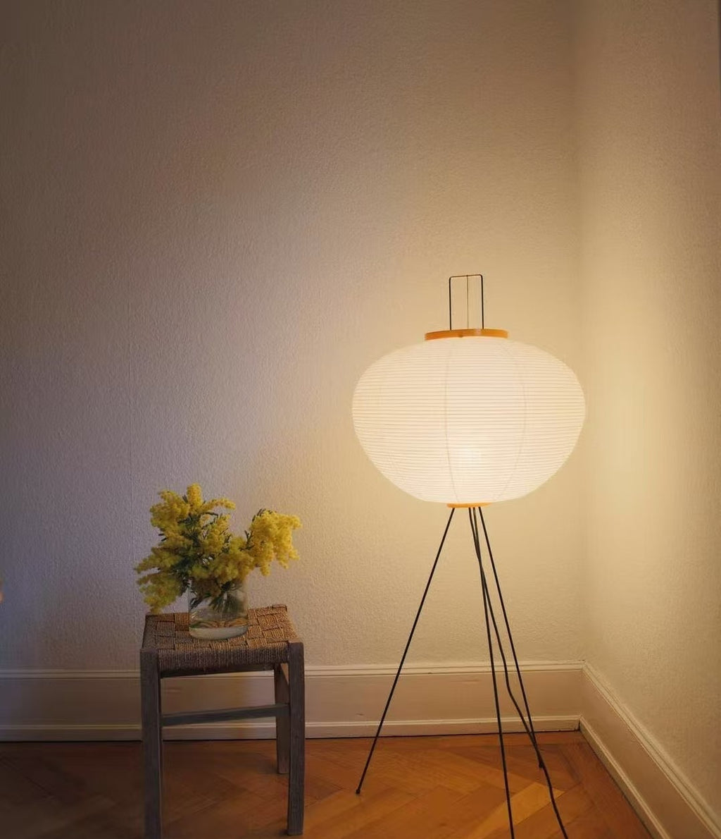 Akari Washi Globe Floor Lamp Glowryte