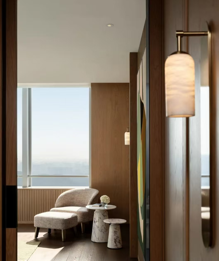 Alba Alabaster Wall Sconce Glowryte