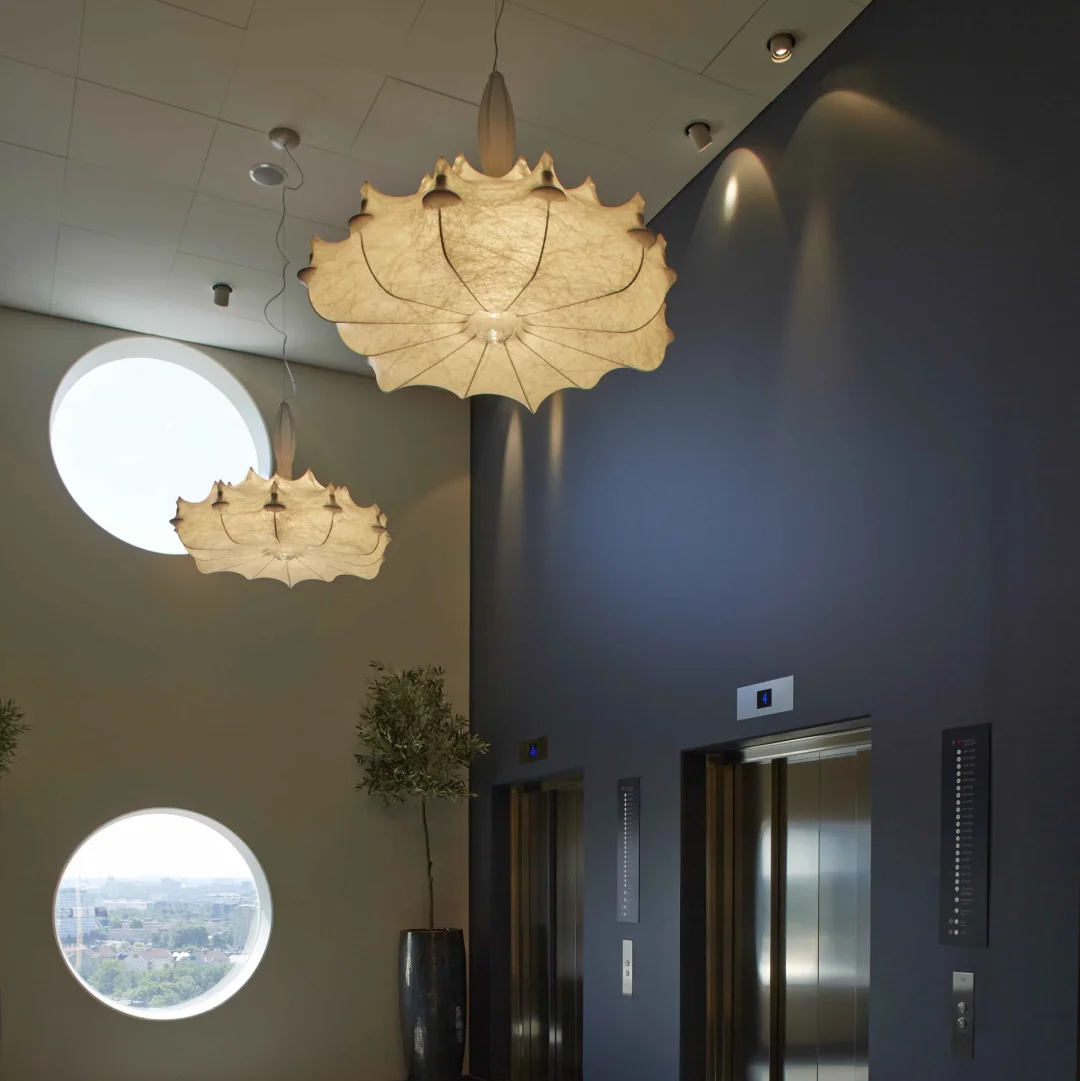 Zephyr Silk Petal Chandelier Dia 31.5" × H 21.6" (Dia 80 × H 55 cm) Glowryte