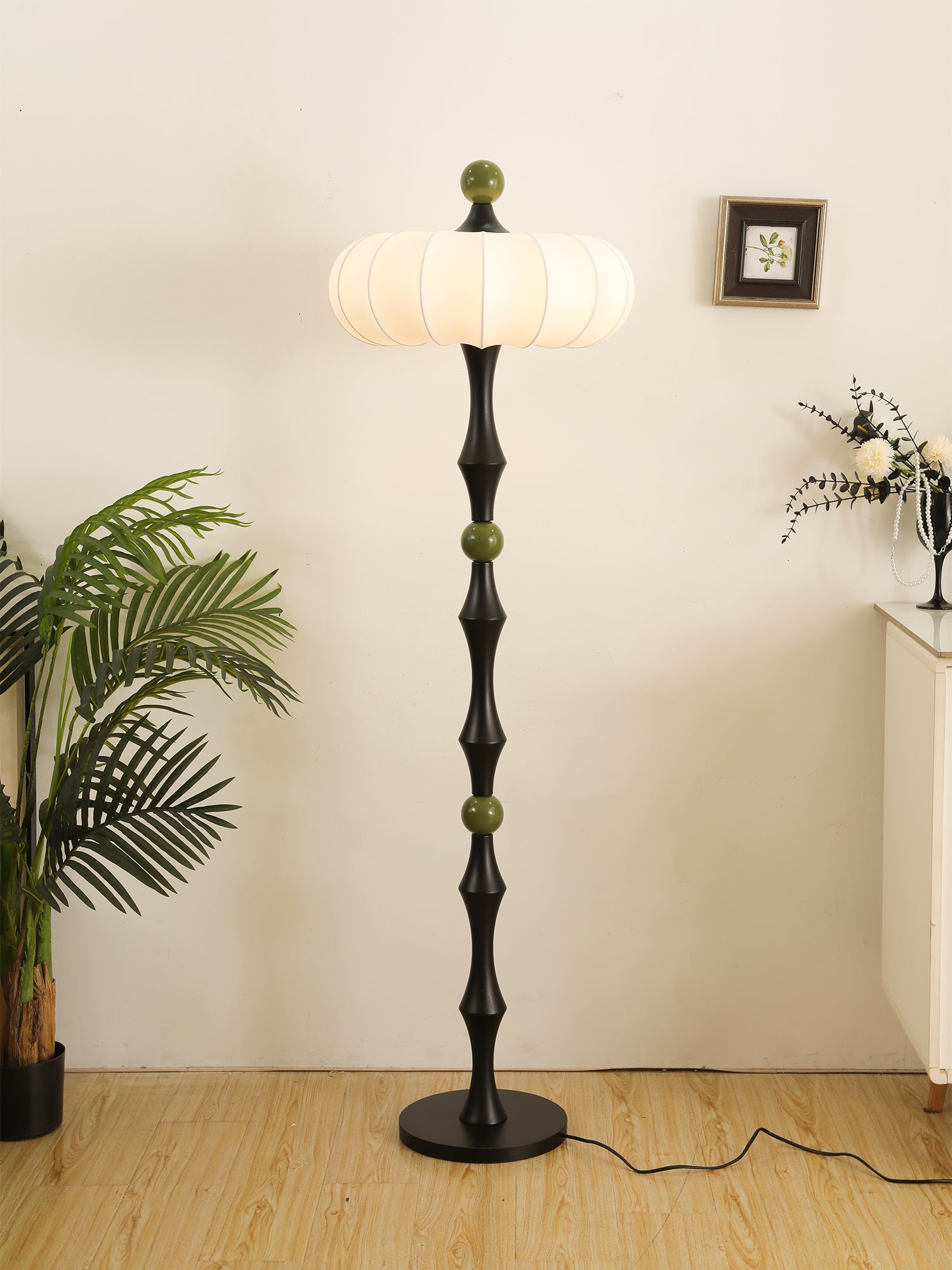 Astra Modern Floor Lamp Glowryte