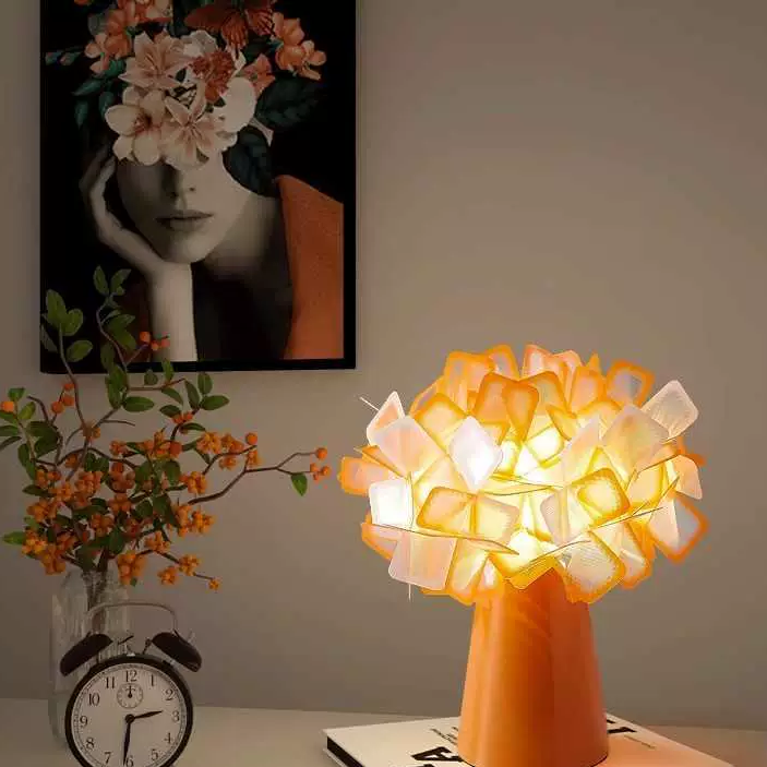 Asteria Geometric Blossom Table Lamp Glowryte