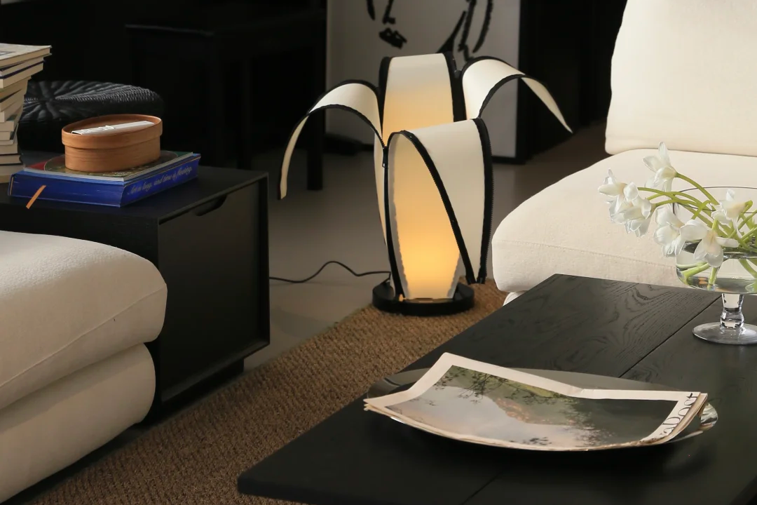Calla Blooming Fabric Table Lamp Glowryte