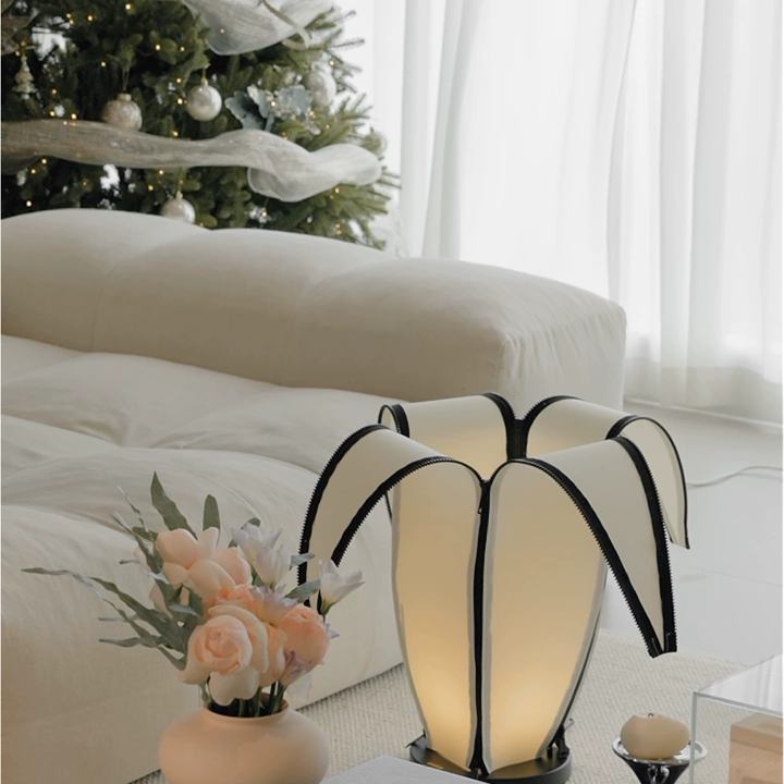 Calla Blooming Fabric Table Lamp Glowryte