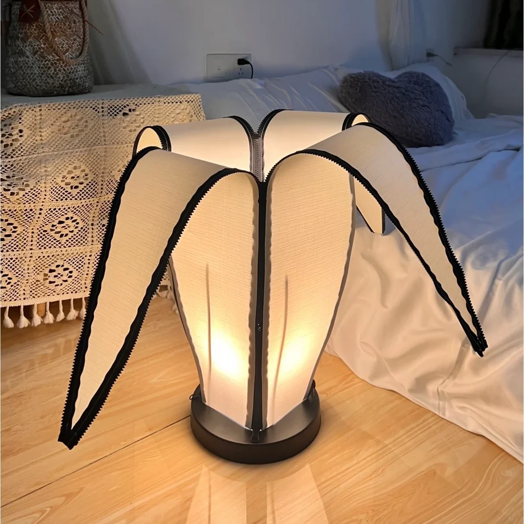 Calla Blooming Fabric Table Lamp Glowryte