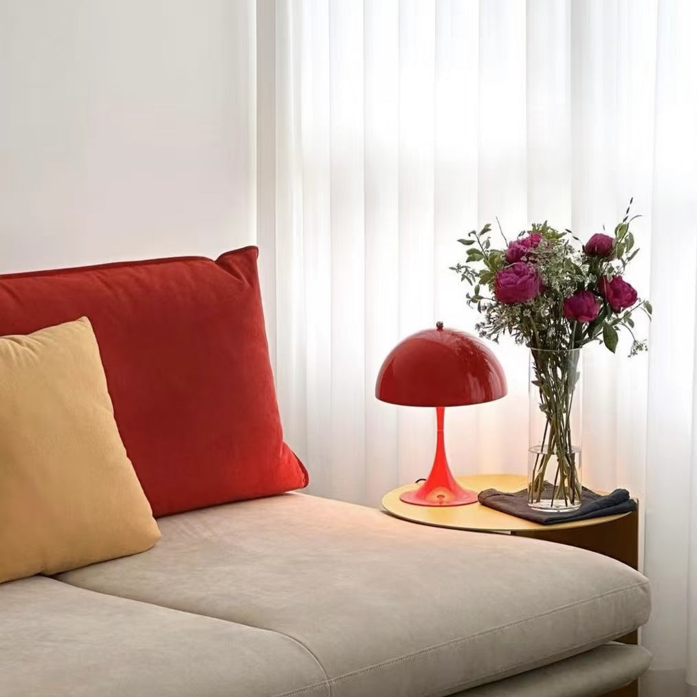 Panthella Mushroom Table Lamp THOMSON