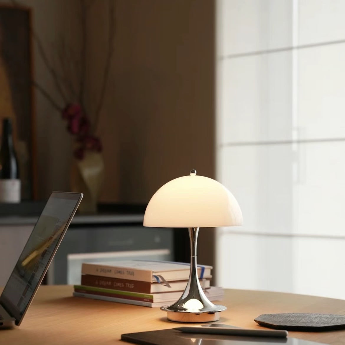 Panthella Mushroom Table Lamp Dia 6.3" × H 9.4" (Dia 16 × H 24 cm) White + Chrome THOMSON