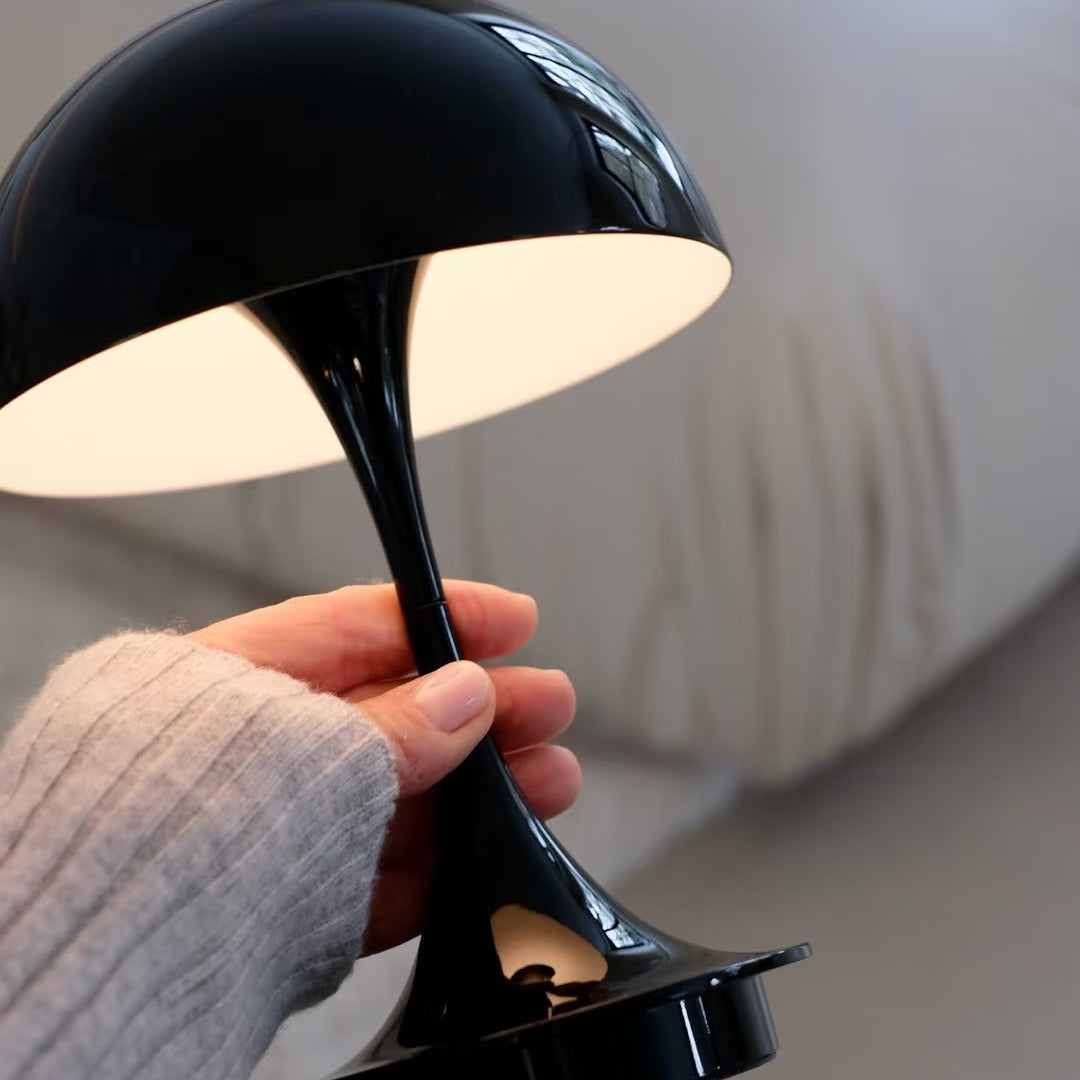Panthella Mushroom Table Lamp THOMSON
