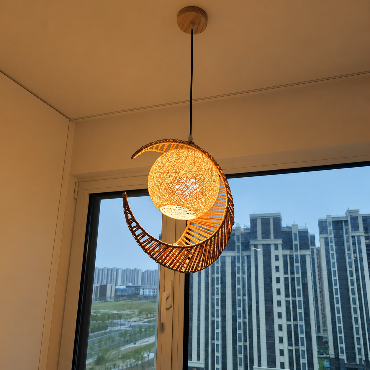 Luna Weave Pendant Glowryte