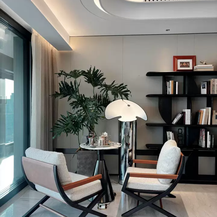 Living Room Lounge & Reading Corner