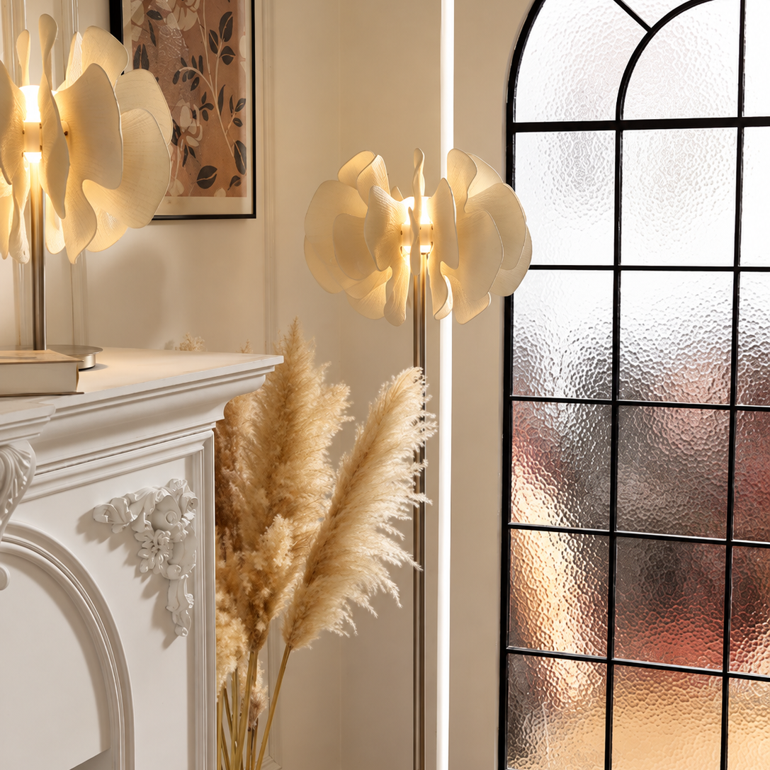Dahlia Sculptural Ceramic Blossom Lamp Glowryte