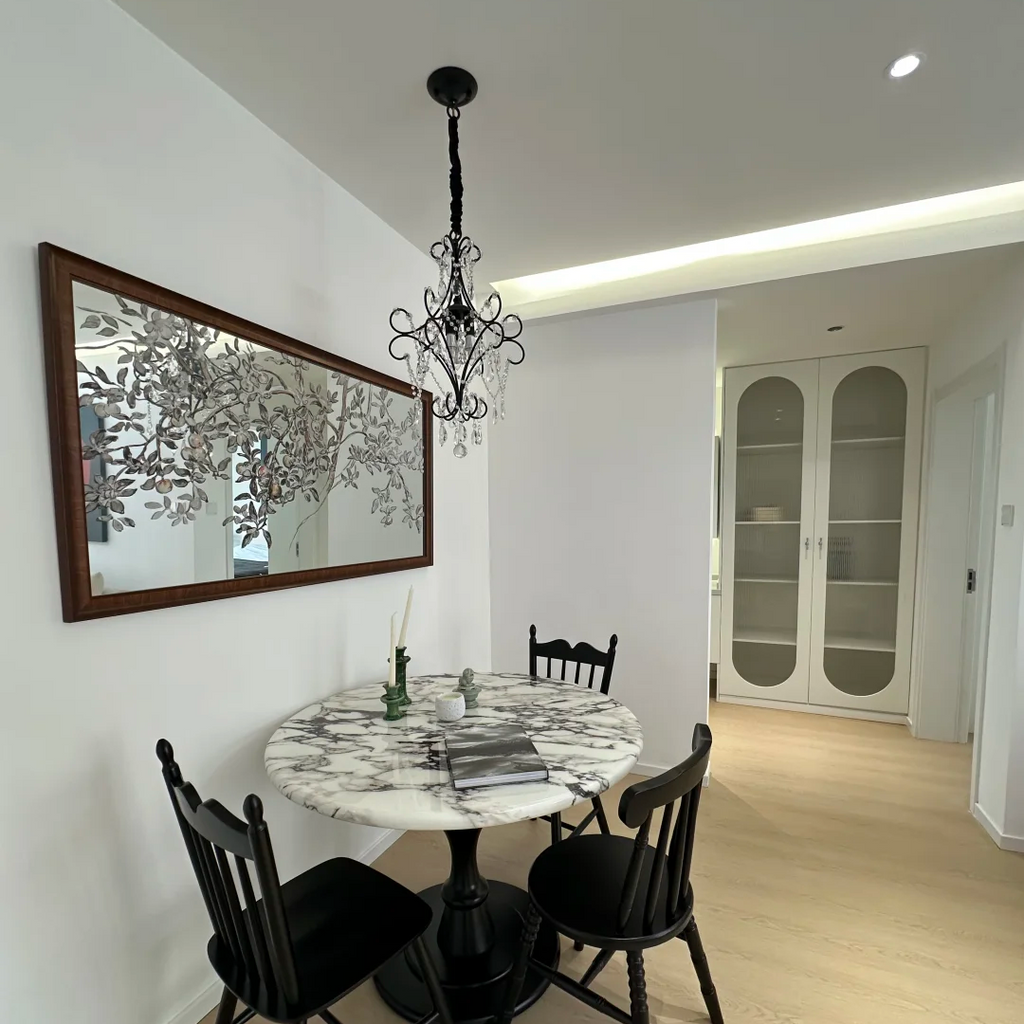 Evangeline Vintage Crystal Chandelier Glowryte
