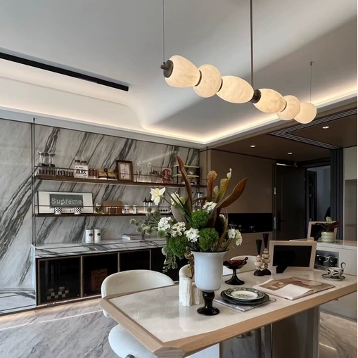 Helia Sculptural Alabaster Linear Chandelier Glowryte