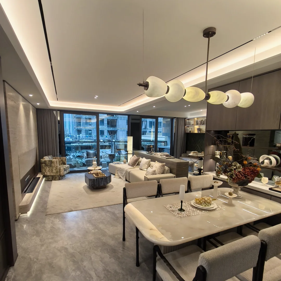 Helia Sculptural Alabaster Linear Chandelier Glowryte
