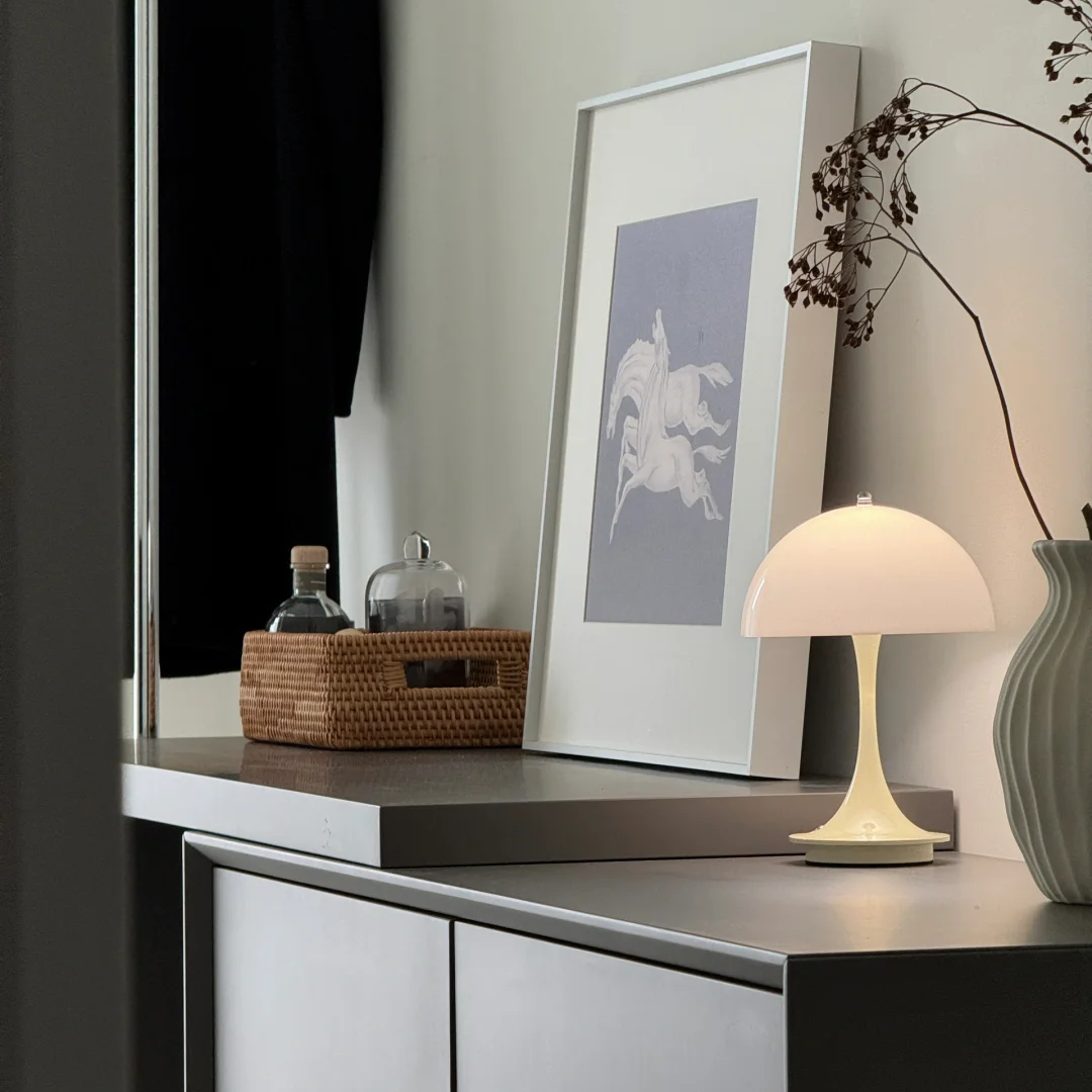 Panthella Mushroom Table Lamp THOMSON