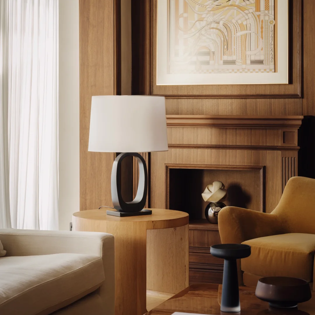 Lucien Sculptural Cast Bronze Table Lamp Glowryte