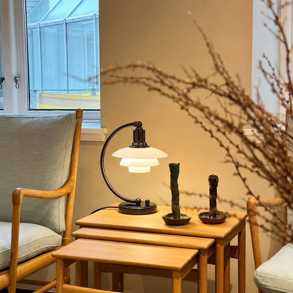 Lumi Vintage Glass Table Lamp Glowryte