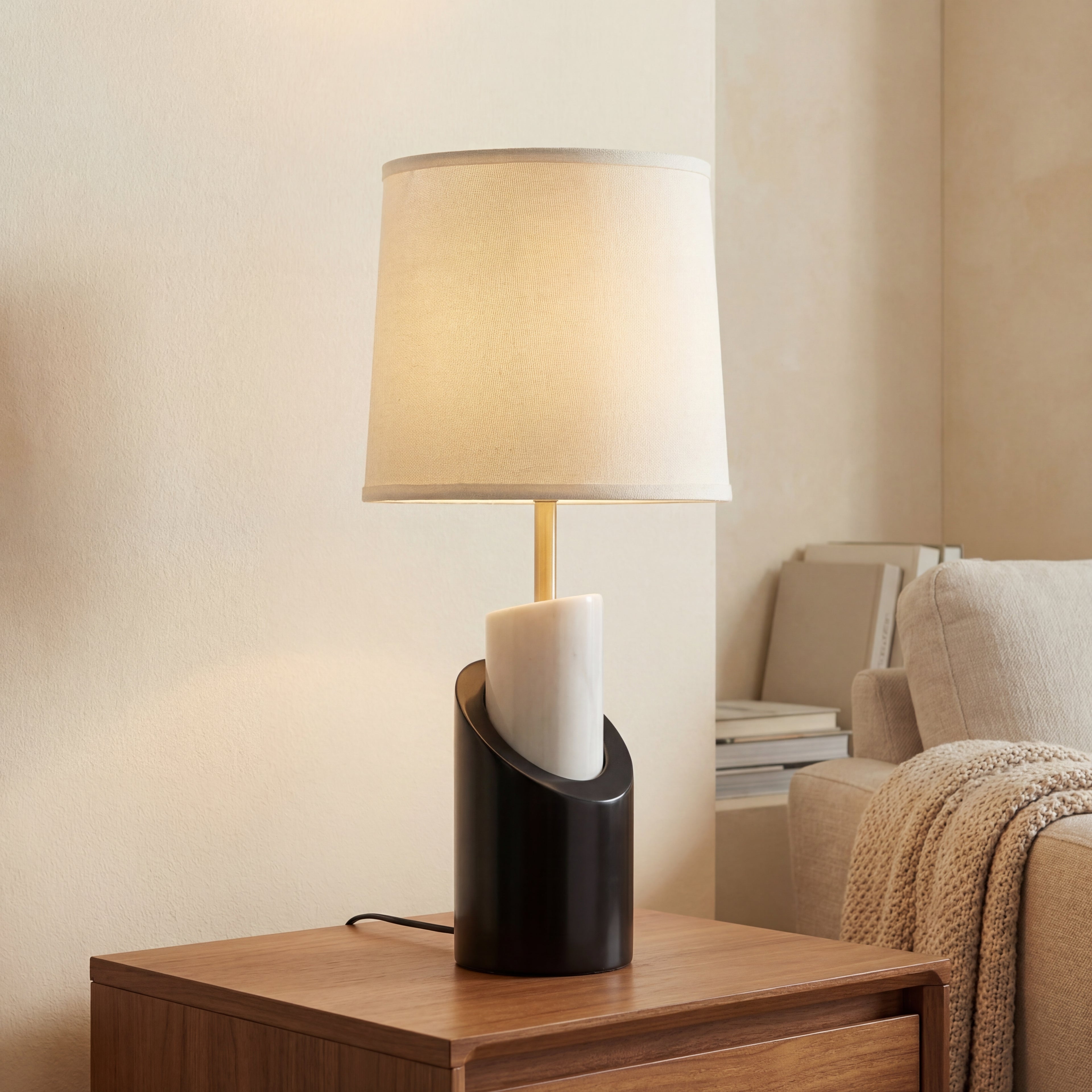 Orla Marble Table Lamp Glowryte