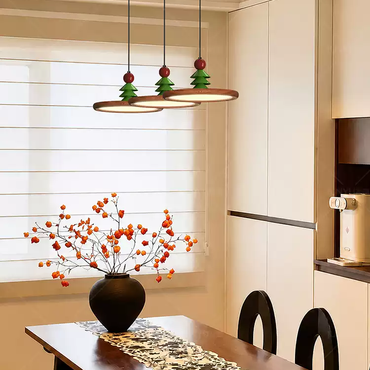 Noel Pine-Topped Disc Pendant Light Glowryte
