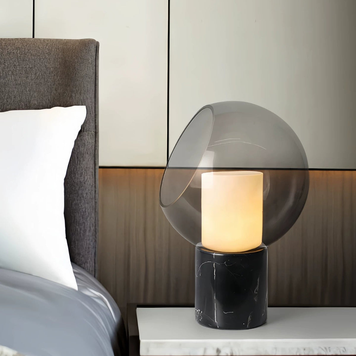Eclipse Alabaster Table Lamp Glowryte