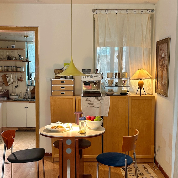 Dining Table Focused Downlight