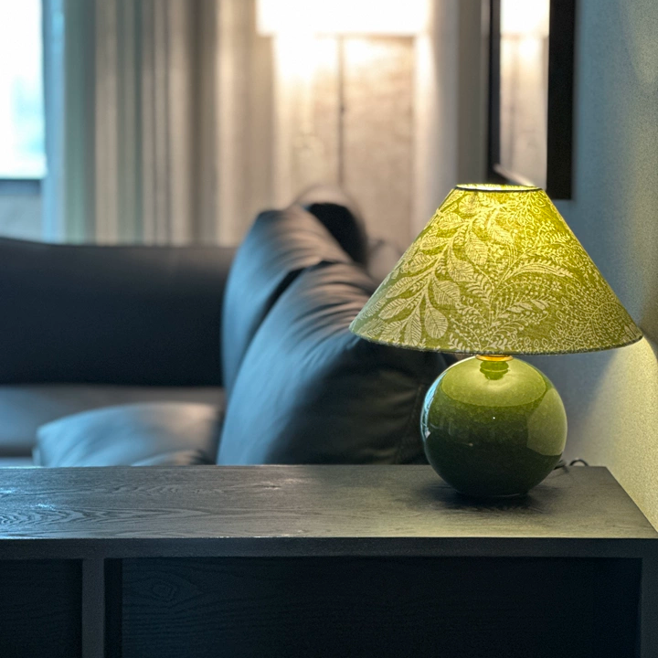 Sylva Botanical Ceramic Table Lamp Glowryte