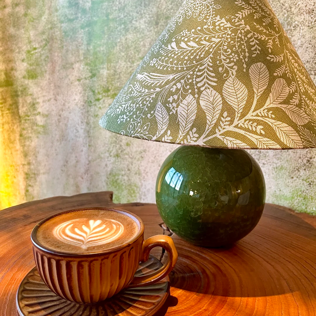 Sylva Botanical Ceramic Table Lamp Glowryte