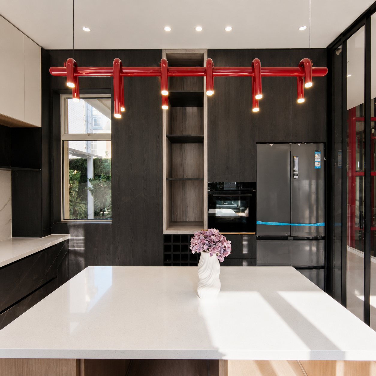 U-Loop Linear Pendant Light Glowryte