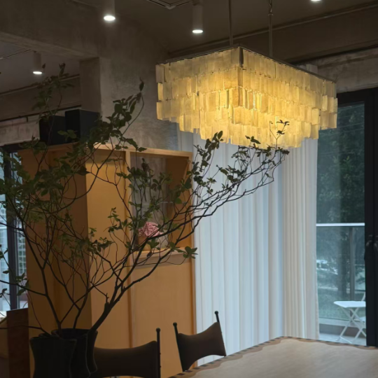 Shell Tiered Rectangle Chandelier Glowryte